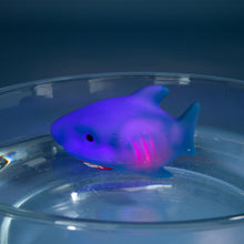 Load image into Gallery viewer, Underwater Shark Bath Light
